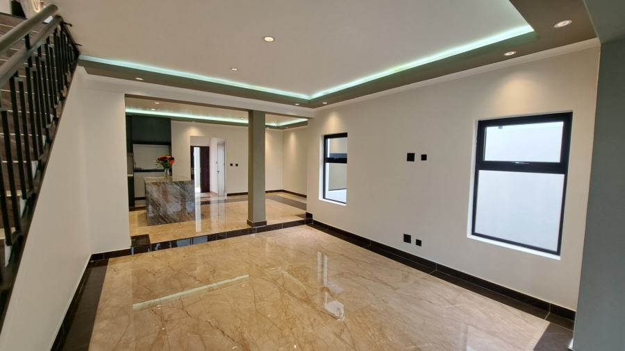 3 Bedroom Property for Sale in Sandown Western Cape